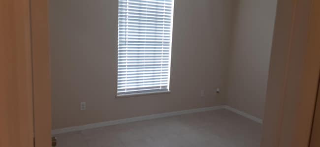 Building Photo - 461 SW Carmelite St