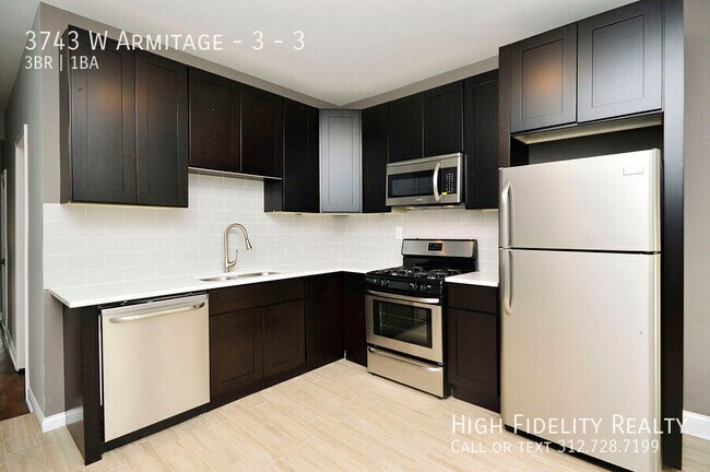 Foto del edificio - 3743 W Armitage Ave
