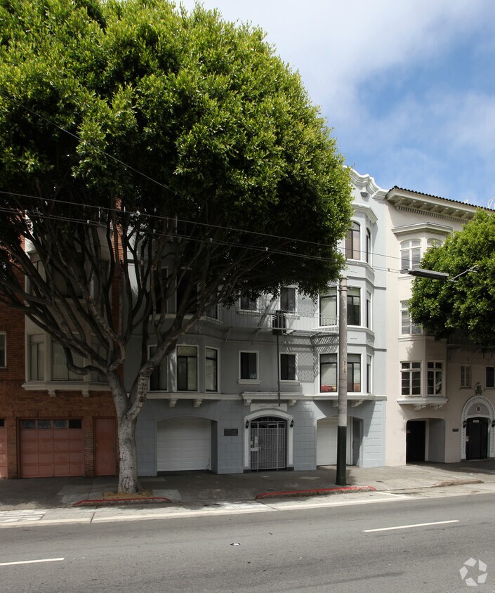 Building Photo - 2935 Van Ness Ave