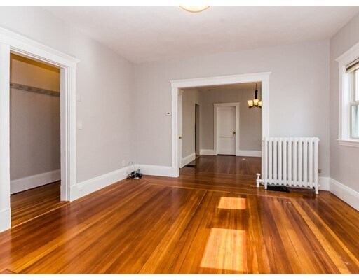Building Photo - 58 Albion St
