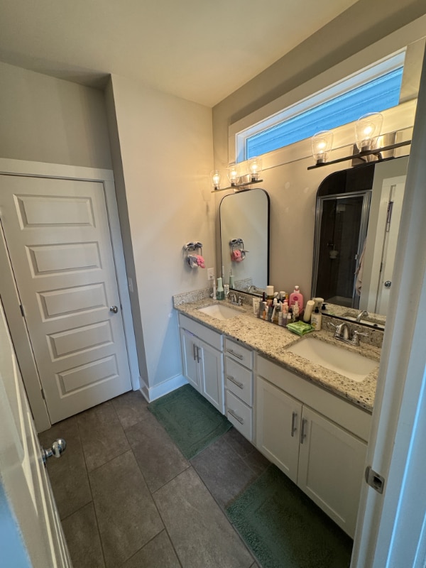 Building Photo - 792 Cottage Park Dr