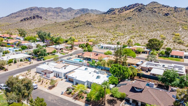 Building Photo - 3351 E Las Rocas Dr