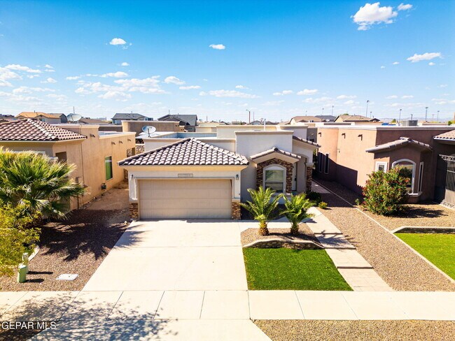 Foto del edificio - 14369 Jonathan K. Molina Ct
