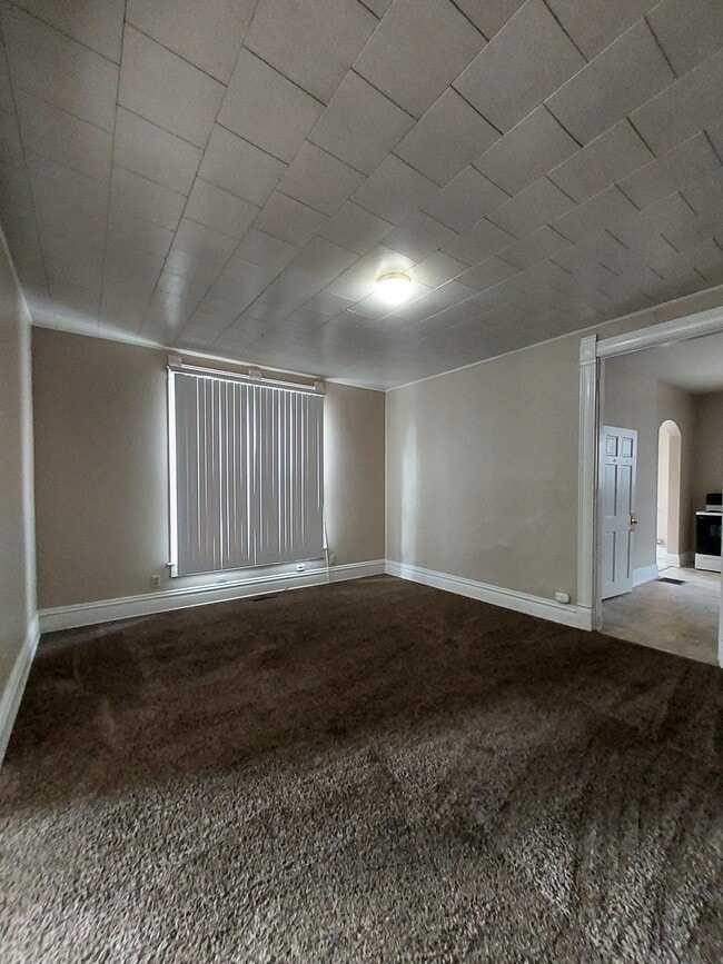 Foto del edificio - 70 Fairfield Ave