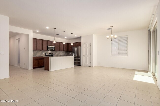 Building Photo - 7046 N 84th Dr