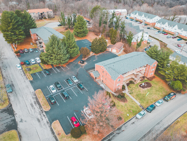 Building Photo - Stone Ridge Apartments