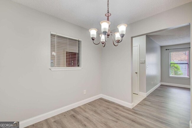 Building Photo - 1603 Huntingdon Trail