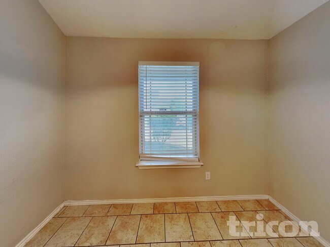 Foto del edificio - 6411 Candlepass Dr