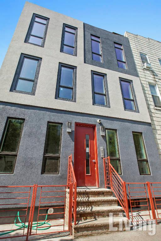 Building Photo - 85 Eagle St