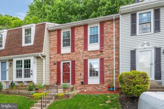 Building Photo - 10255 Quiet Pond Terrace
