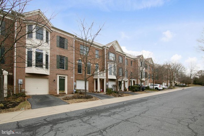 Building Photo - 125 Wootton Oaks Ct