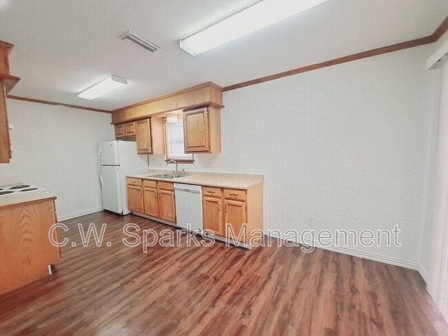 Foto del edificio - 852 Harvard Ln