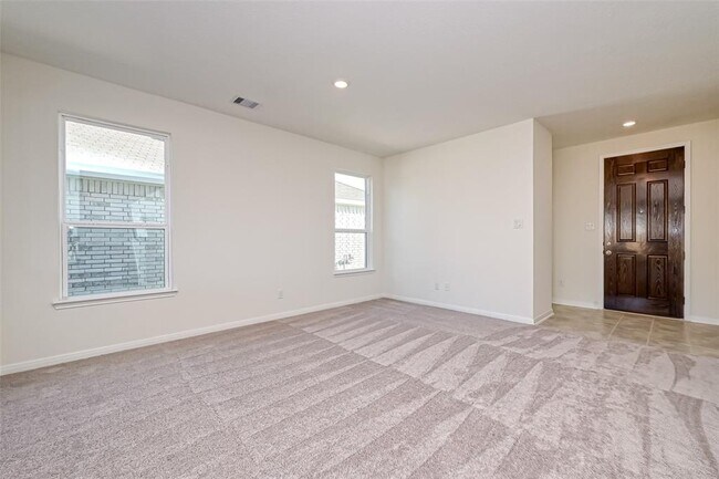 Building Photo - 7106 Escondido Dr
