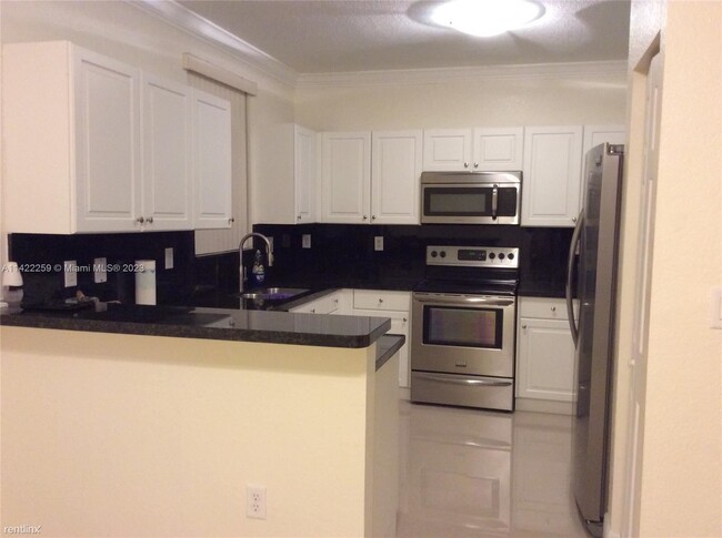Building Photo - 4 br, 2 bath House - 4187 NE 9th St
