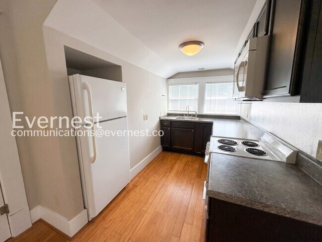 Foto del edificio - 801 Willow St