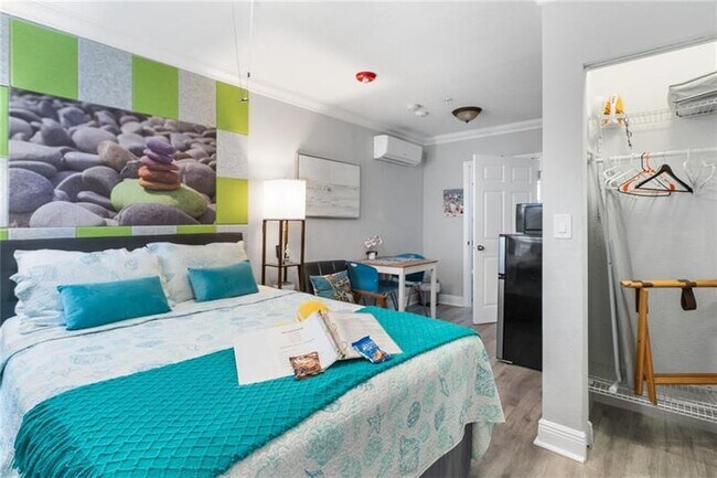 Foto del edificio - 2625 NE 13th Ct