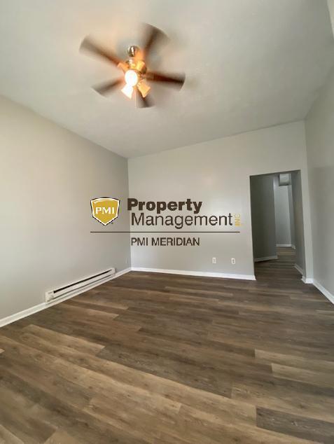 Foto del edificio - 1 bed 1 bath renovated unit- 46221