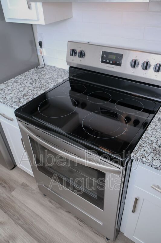 Foto del edificio - 1602 Johns Rd