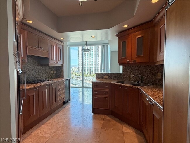 Foto del edificio - 2777 Paradise Rd