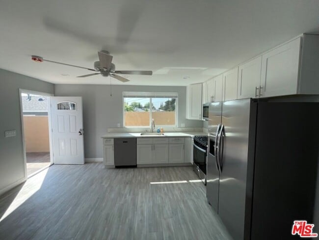 Building Photo - 2615 Elizondo Ave