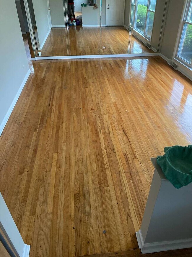 Foto del edificio - 17310 Highland Ct