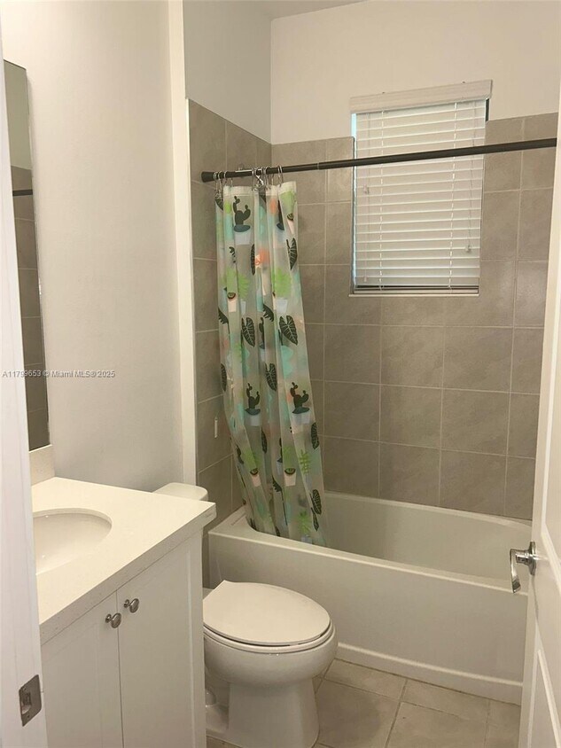 Primary Photo - 5541 Agostino Way