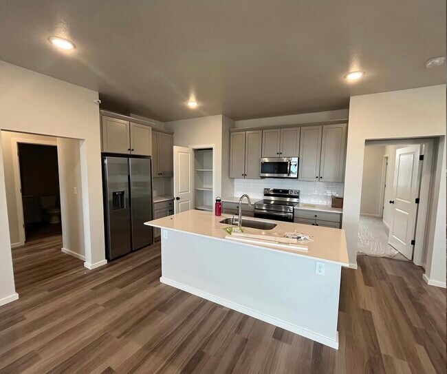 Foto del edificio - 2110 Setting Sun Dr