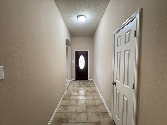 Foto del edificio - 25210 Ginger Ranch Dr