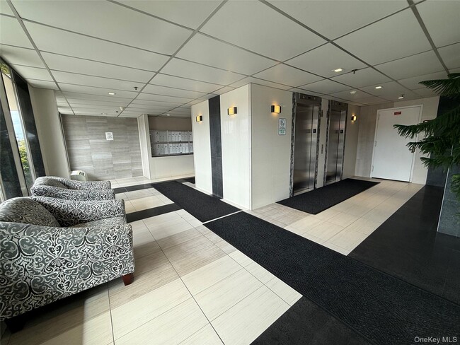 Foto del edificio - 235 W Park Ave