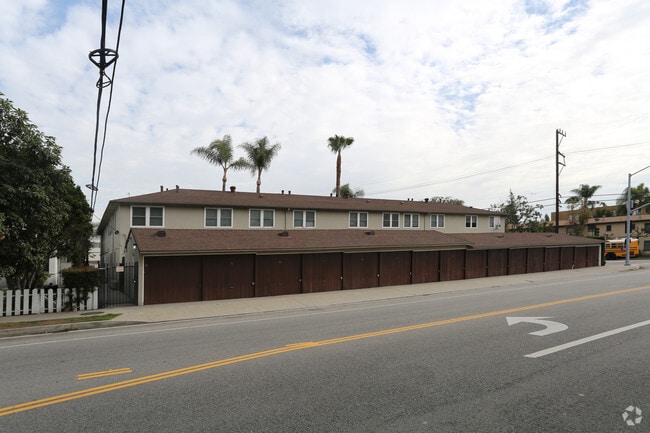 Building Photo - 9797 National Blvd
