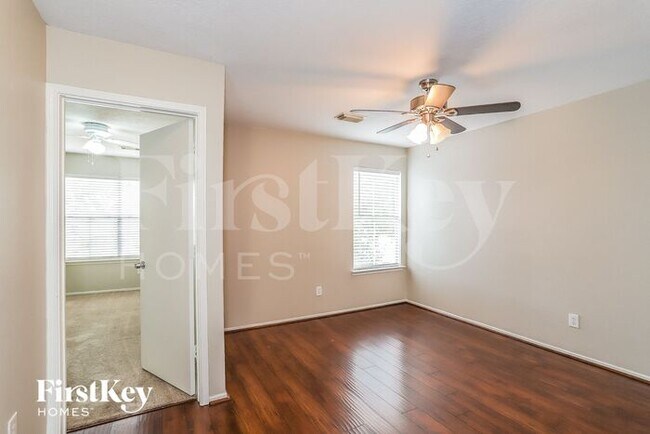 Foto del edificio - 13235 Gendley Dr