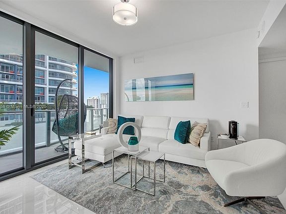 Foto del edificio - 1300 S Miami Ave