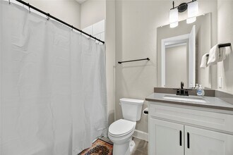 Building Photo - 468 Harvest Moon Dr