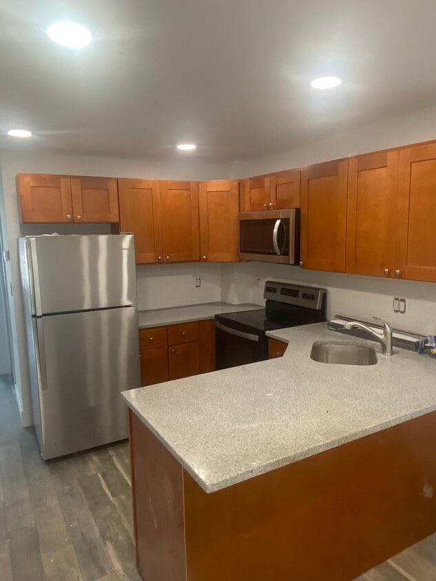 Kitchen - 1541 N 60th St