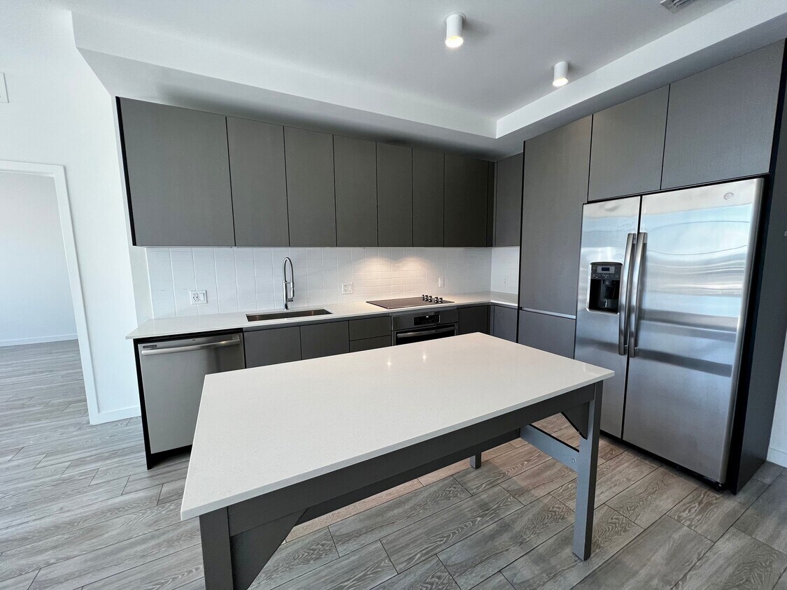 Foto principal - 42 NW 33rd St