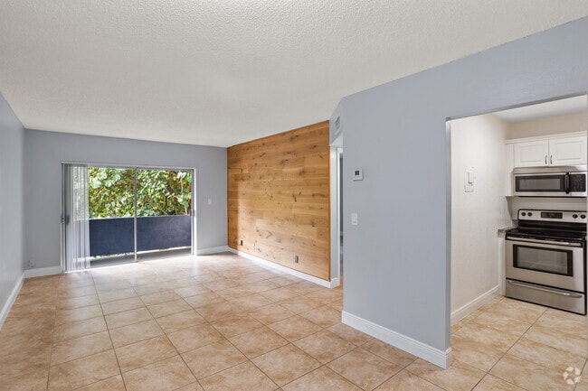 1 habitación, 1 baño - 632 pies cuadrados - Sala de estar / Comedor - Sabal Pointe Apartments