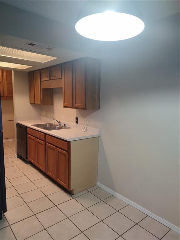 404 Fairway Cir Unit D, Springdale, AR 72764 Condo for Rent in