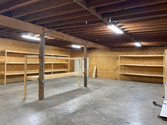 Foto del edificio - 4600 McCoy Dr