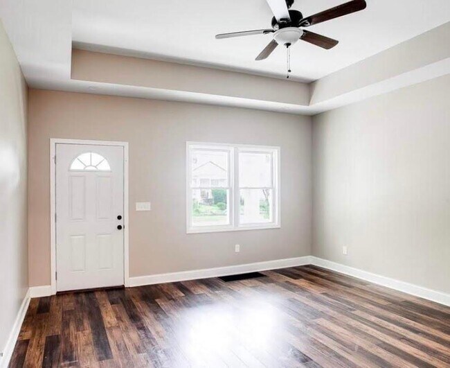 Foto del edificio - 609 E Burnett Ave