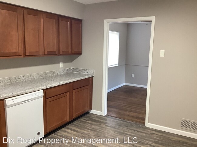 Building Photo - 4 br, 1.5 bath House - 10915 Fernhill Drive,