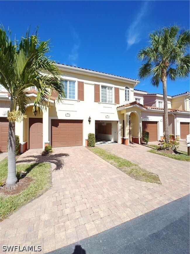 Building Photo - 20140 Estero Gardens Cir