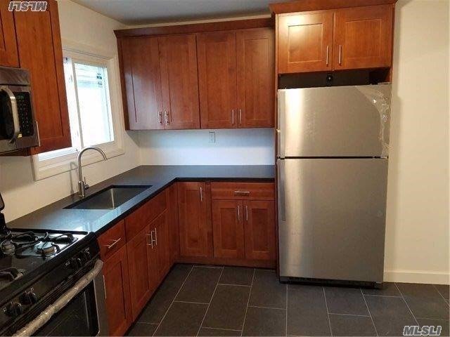 Foto del edificio - 117-24 Springfield Blvd