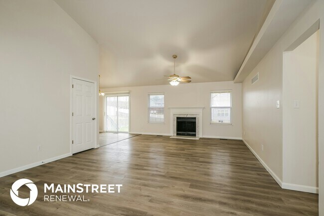 Foto del edificio - 5441 Ambrose Crossing