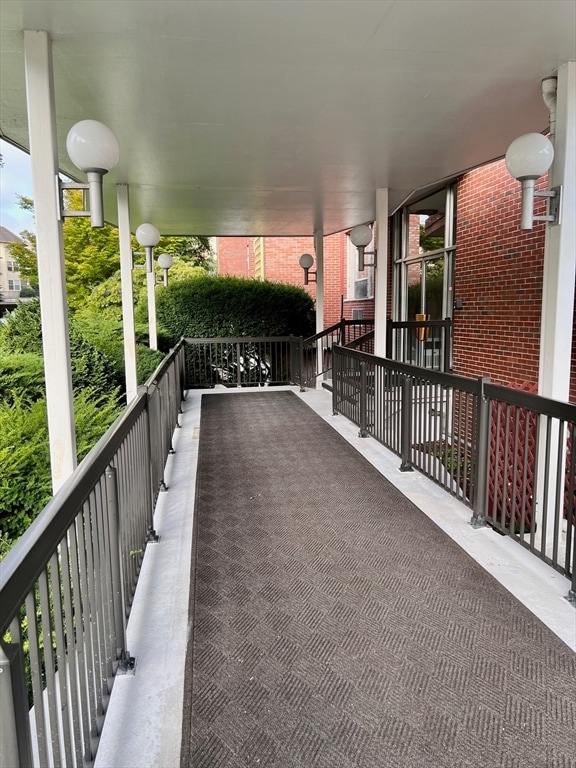Foto del edificio - 20 Hammond Pond Pkwy