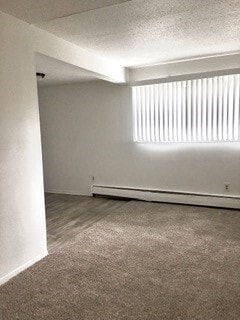 Building Photo - Oak Tree Village Apartments