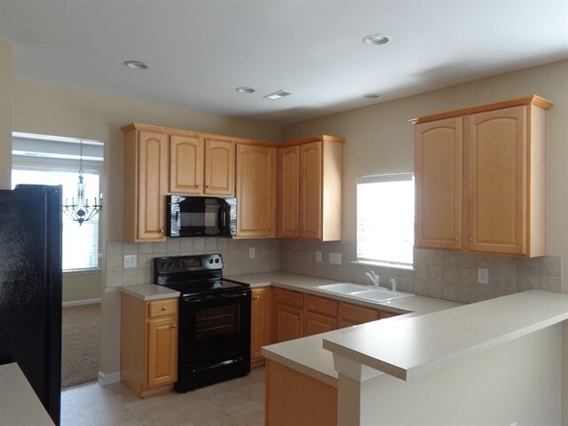 Foto del edificio - 4504 Sandtyn Dr