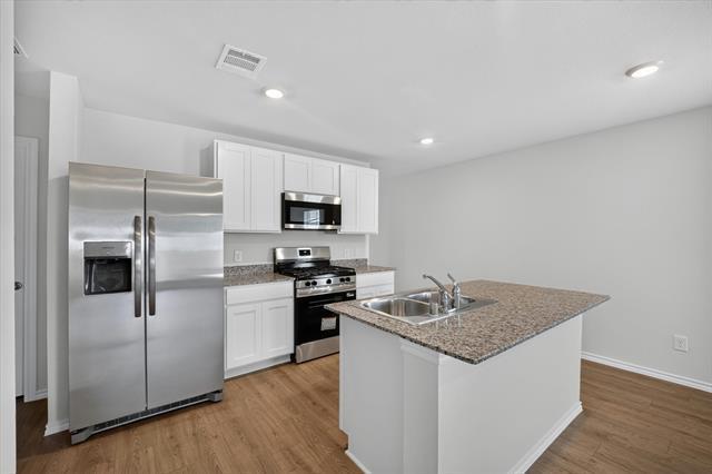 Foto del edificio - 3022 Serenity Ln