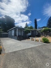 Building Photo - 7139 Maple Ave
