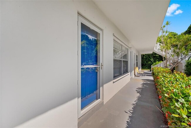Foto del edificio - 2929 SE Ocean Blvd