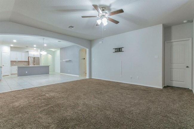 Building Photo - 117 Kinglet Dr